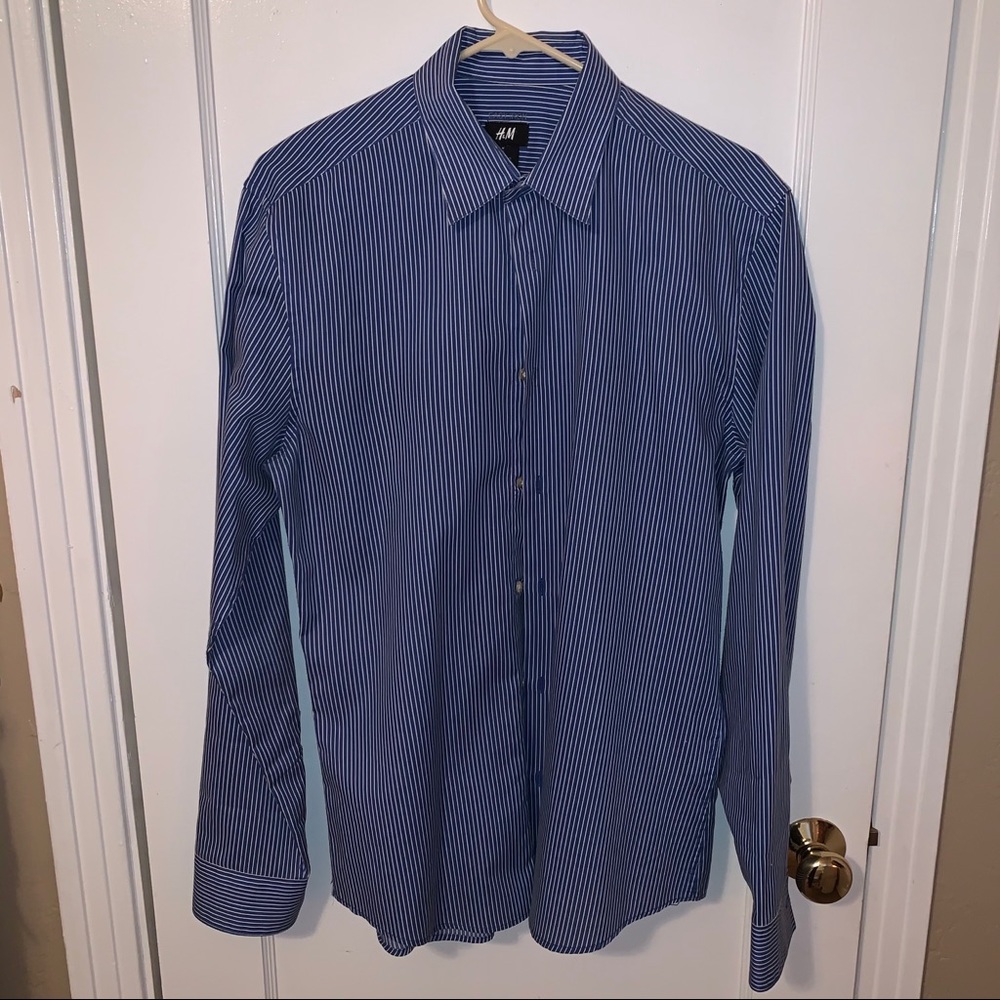 H&M blue and white stripe shirt.